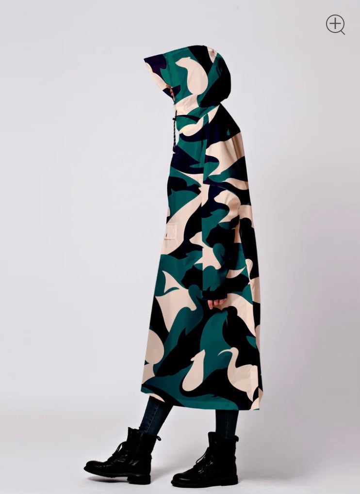 RAINKISS MALIKA FAVRE ‘ANIMO PETROL’ RAIN PONCHO