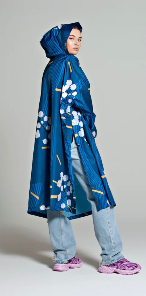 RAINKISS JAPANESE BLOSSOM RAIN PONCHO
