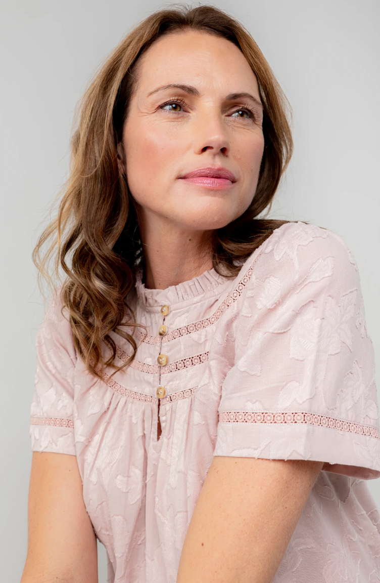 LILY & ME LUNA BLOUSE - SOFT PINK