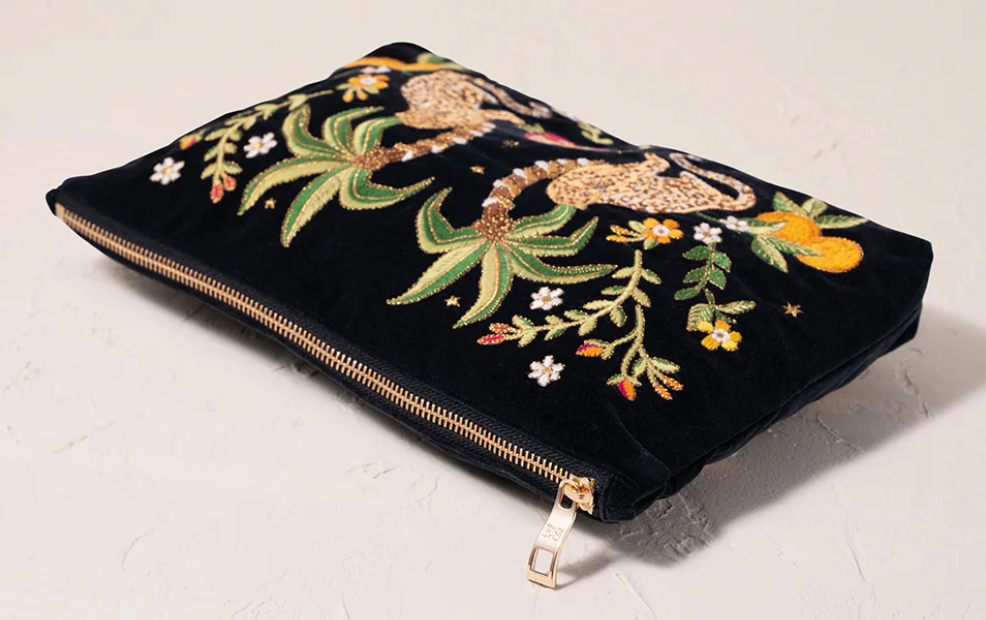 ELIZABETH SCARLETT JUNGLE PARADISE JAGUAR EVERYDAY POUCH