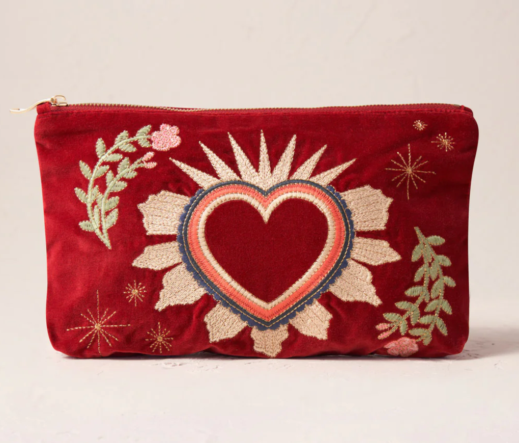 ELIZABETH SCARLETT SACRED HEART EVERYDAY POUCH - ROUGE