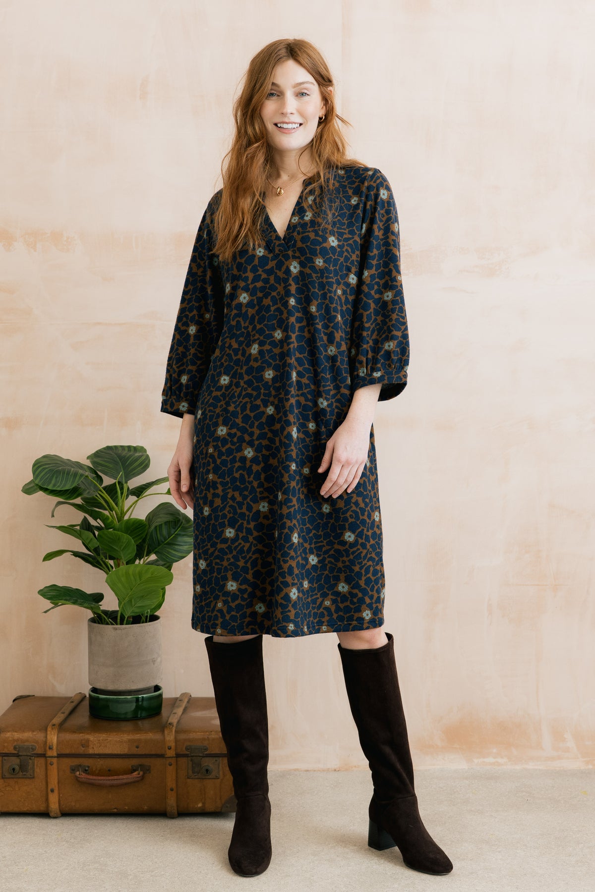 LILY &amp; ME HARVEST BRUSHED KNIT SHIFT DRESS - BURNT CARAMEL