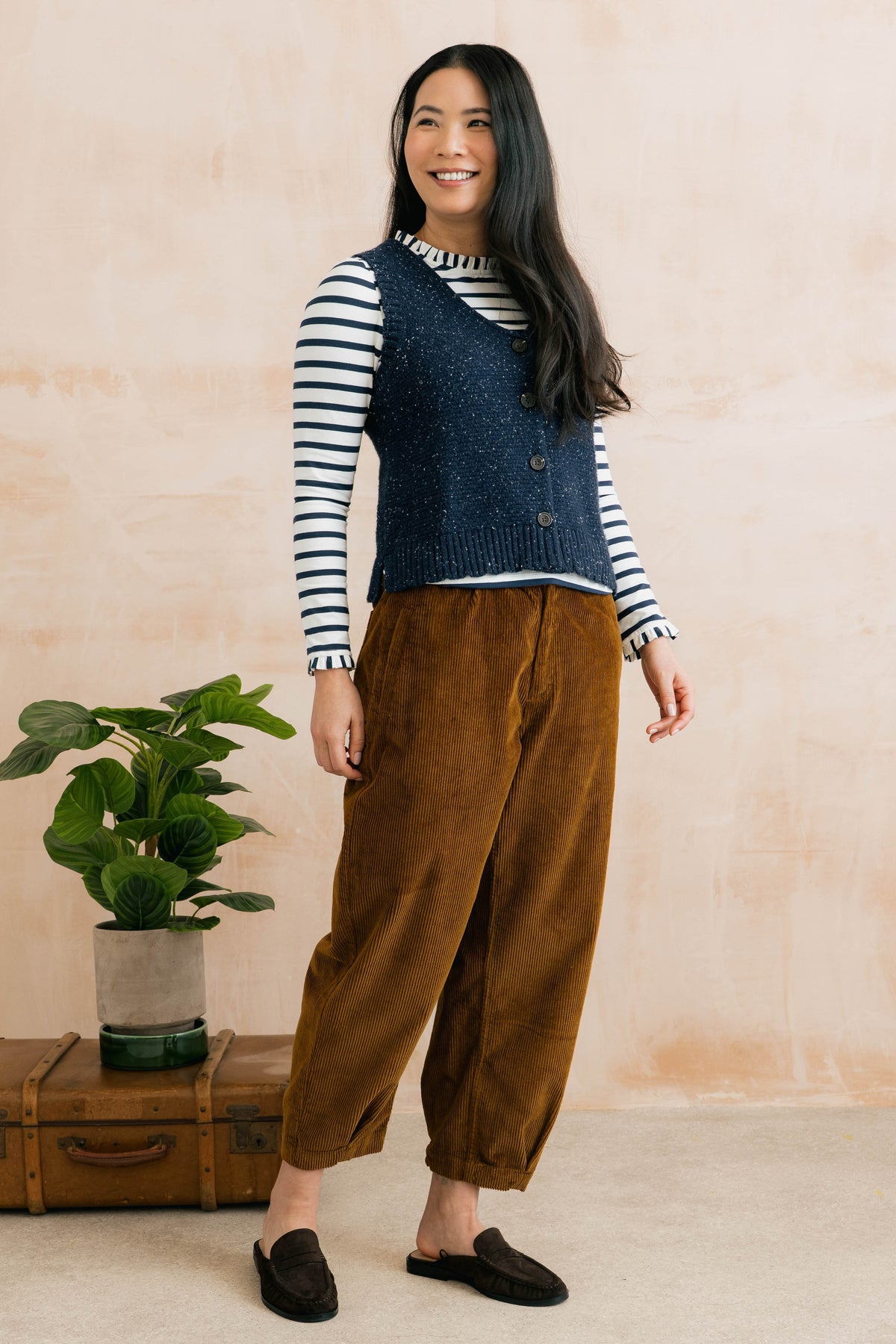 LILY &amp; ME SHIRIN RELAXED BARREL LEG JUMBO CORD TROUSER - BURNT CARAMEL